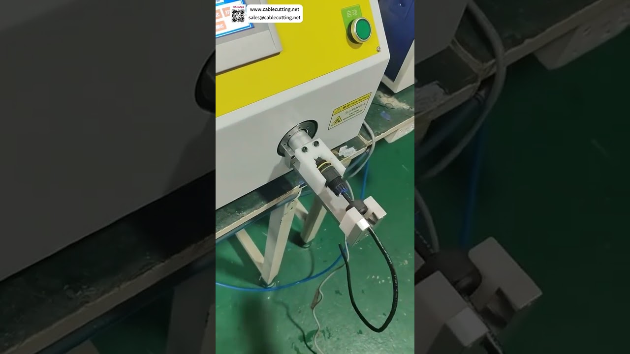 Automatic Nut Tightening Machine  High Precision Auto Feeding and Twisting Processing Tool