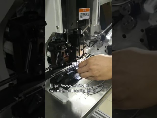Автоматический пресс-станок для опрессовки и зачистки клеммных соединителей
