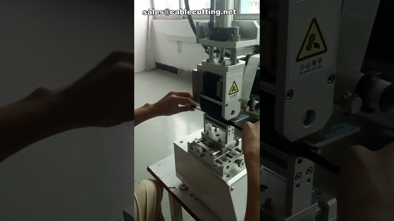 Машина для маркировки и обмотки кабелей с двойной укладкой и этикетированием